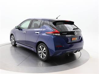 2019 Nissan Leaf - Thumbnail