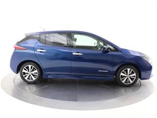 2019 Nissan Leaf - Thumbnail