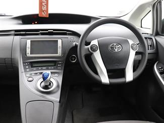 2009 Toyota Prius - Thumbnail