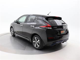 2019 Nissan Leaf - Thumbnail