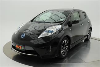 2017 Nissan Leaf - Thumbnail