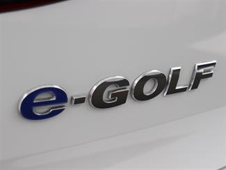 2018 Volkswagen e-Golf - Thumbnail