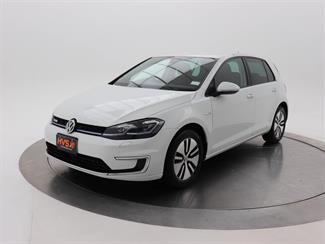 2018 Volkswagen e-Golf - Thumbnail