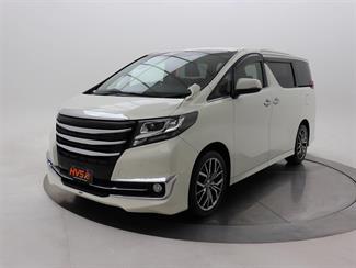 2015 Toyota Alphard - Thumbnail