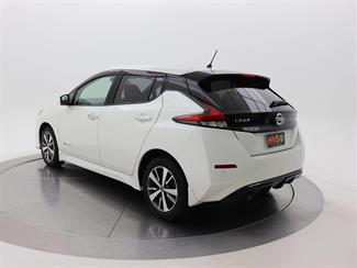 2019 Nissan Leaf - Thumbnail