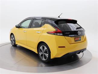 2019 Nissan Leaf - Thumbnail