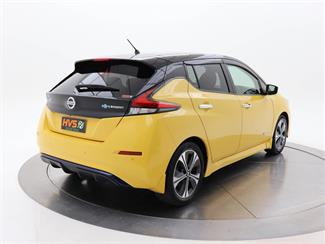 2019 Nissan Leaf - Thumbnail