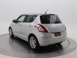 2015 Suzuki Swift - Thumbnail