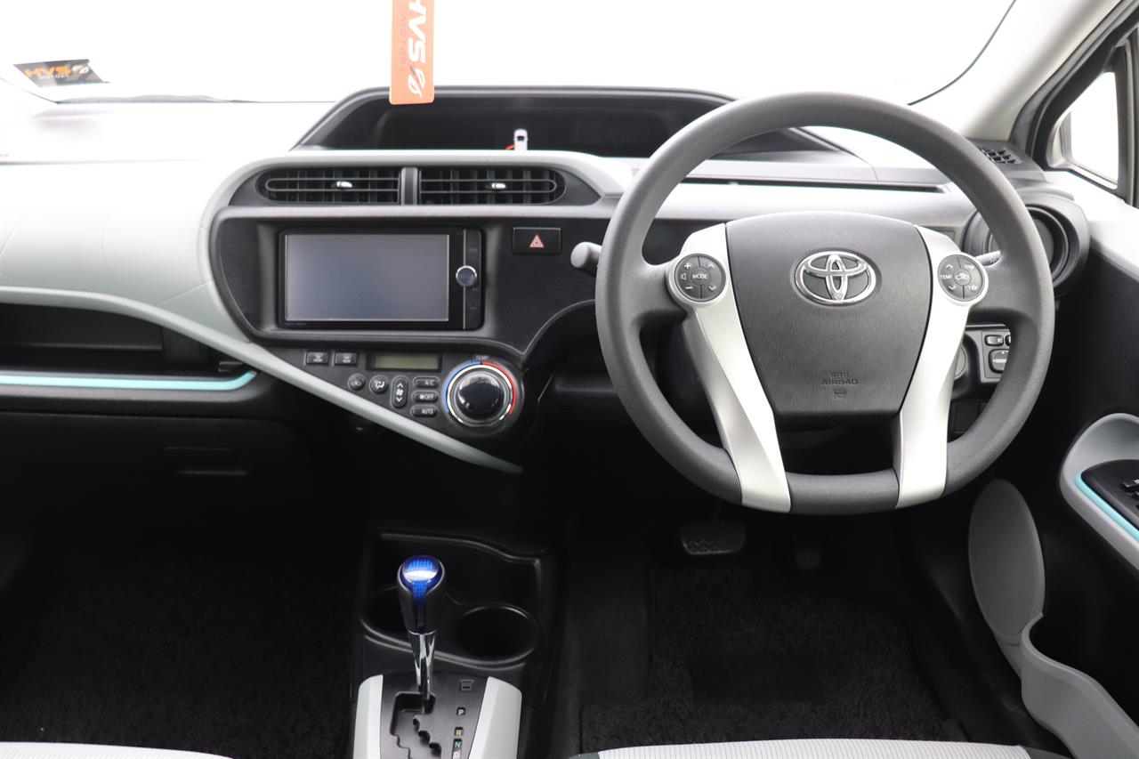 2013 Toyota Aqua