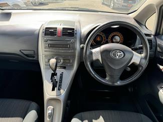 2008 Toyota Corolla - Thumbnail