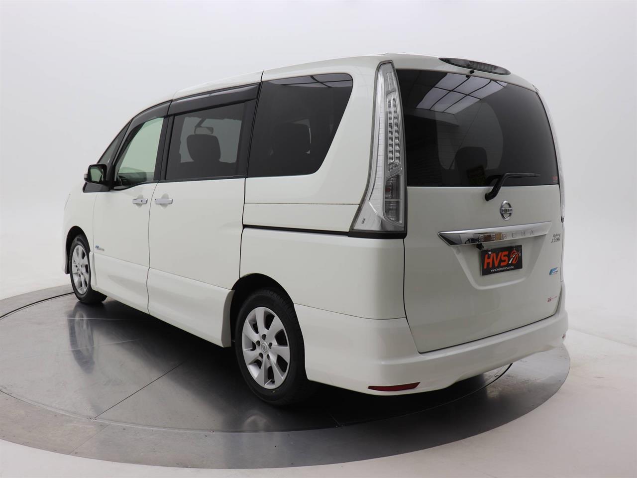 2012 Nissan Serena