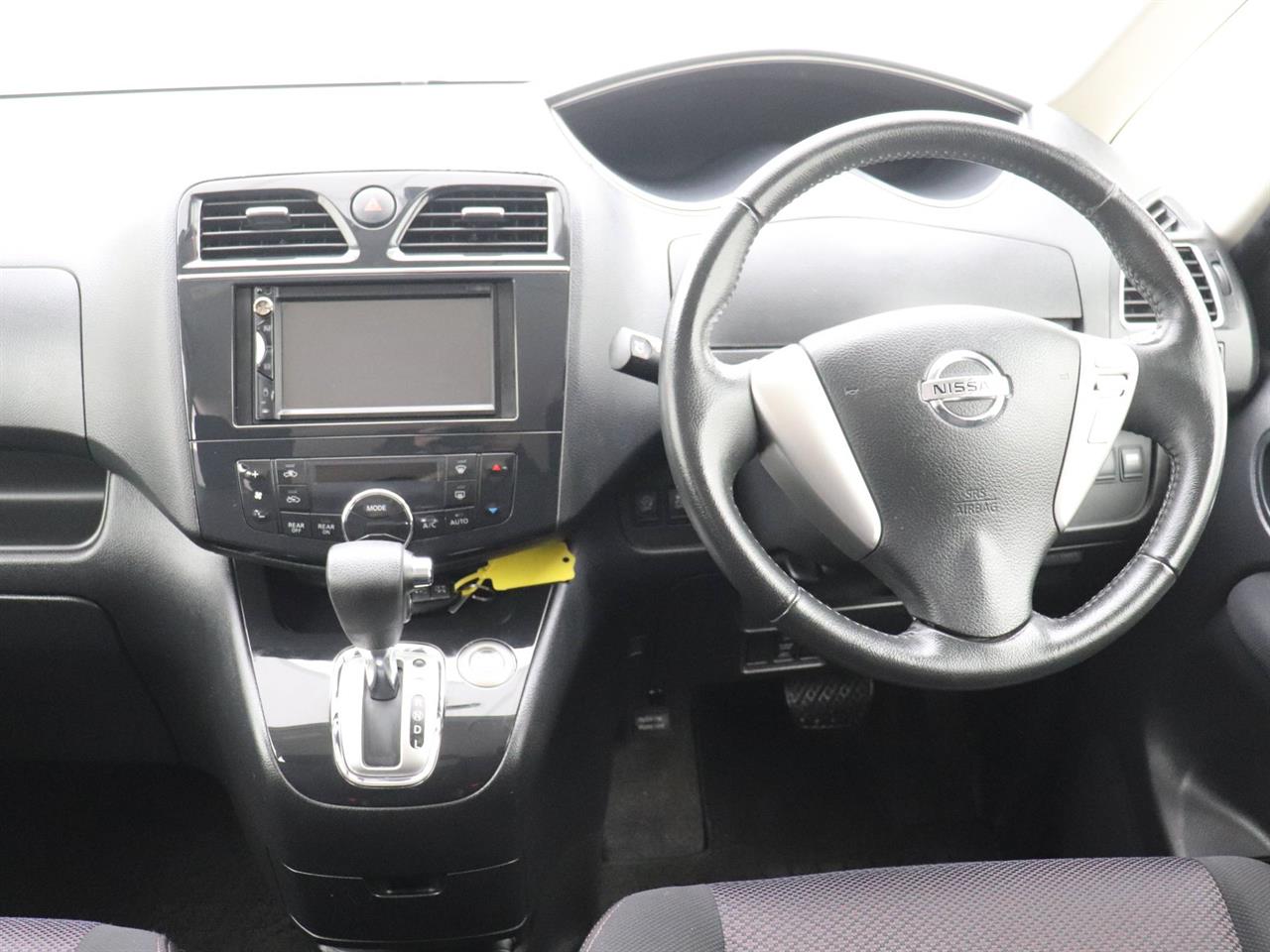 2012 Nissan Serena