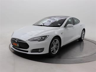 2015 Tesla Model S - Thumbnail