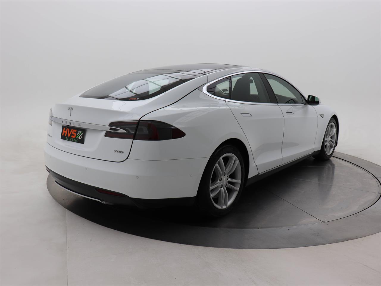 2015 Tesla Model S