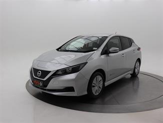 2019 Nissan Leaf - Thumbnail