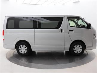 2023 Toyota Hiace - Thumbnail