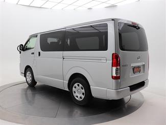 2023 Toyota Hiace - Thumbnail