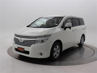 2015 Nissan Elgrand - Thumbnail