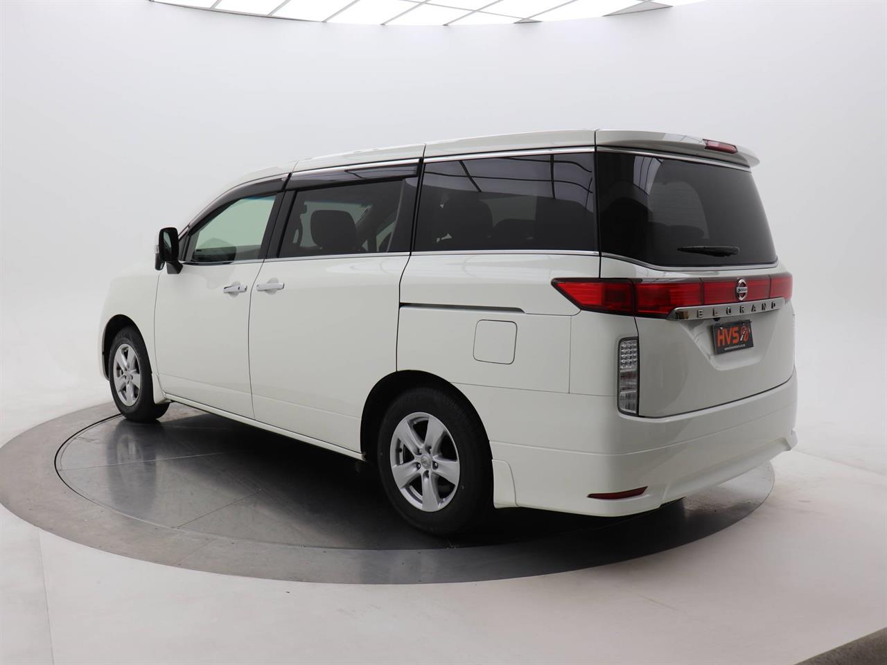 2015 Nissan Elgrand