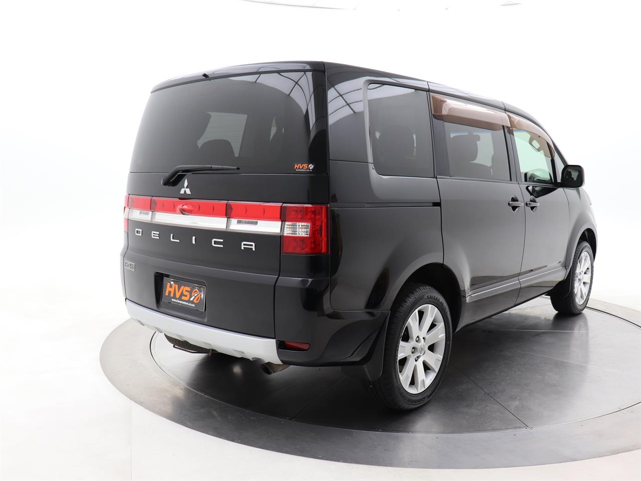 2009 Mitsubishi Delica