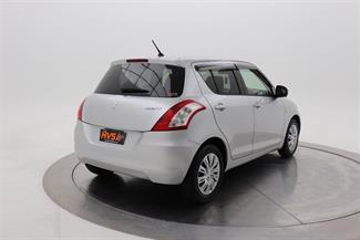 2016 Suzuki Swift - Thumbnail