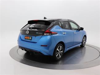 2020 Nissan Leaf - Thumbnail