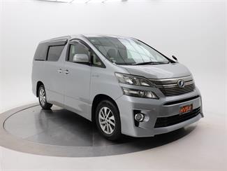 2012 Toyota Vellfire - Thumbnail