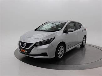 2018 Nissan Leaf - Thumbnail