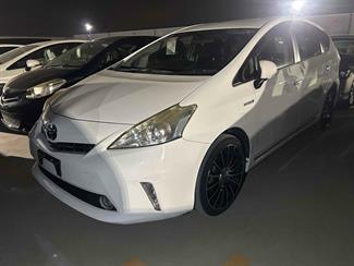 2012 Toyota Prius - Thumbnail