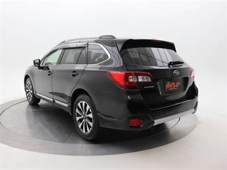 2015 Subaru Outback - Thumbnail