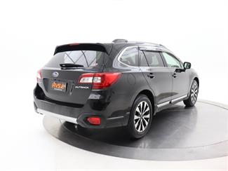 2015 Subaru Outback - Thumbnail