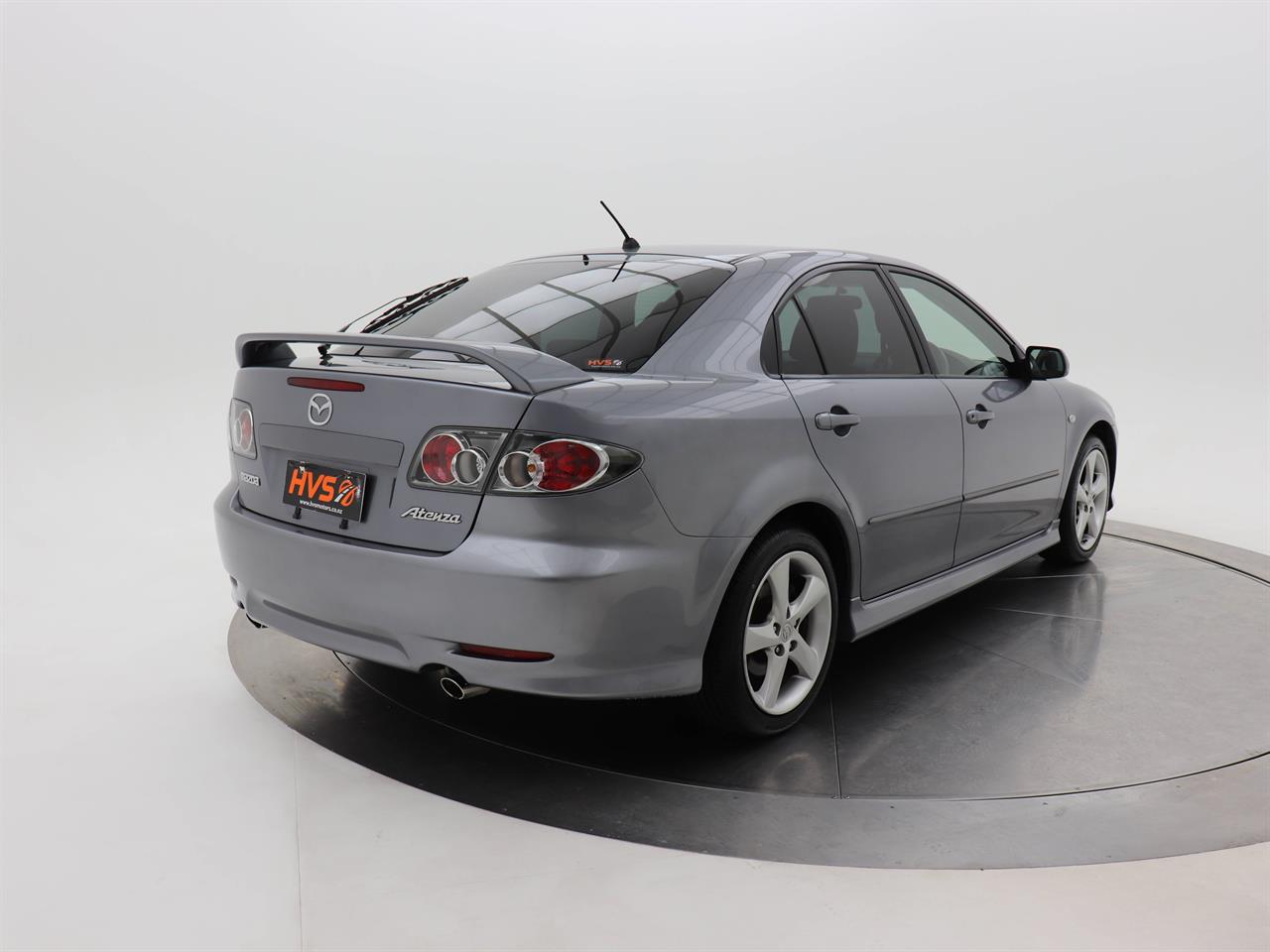 2004 Mazda Atenza