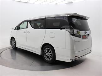 2015 Toyota Vellfire - Thumbnail