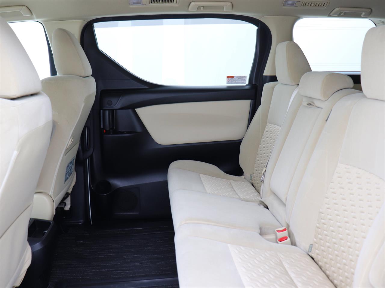 2015 Toyota Vellfire