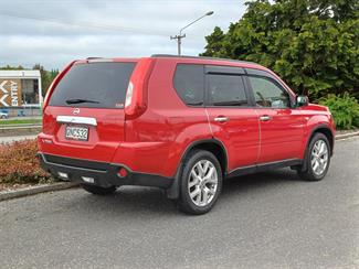 2012 Nissan X-Trail - Thumbnail