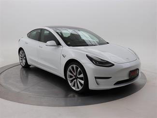 2019 Tesla Model 3 - Thumbnail