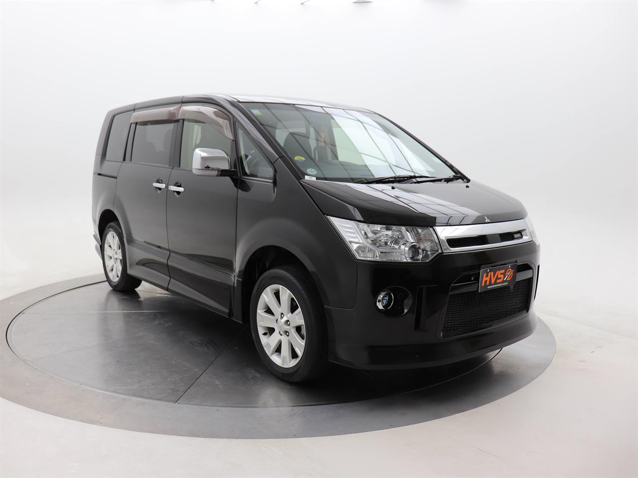 2015 Mitsubishi Delica