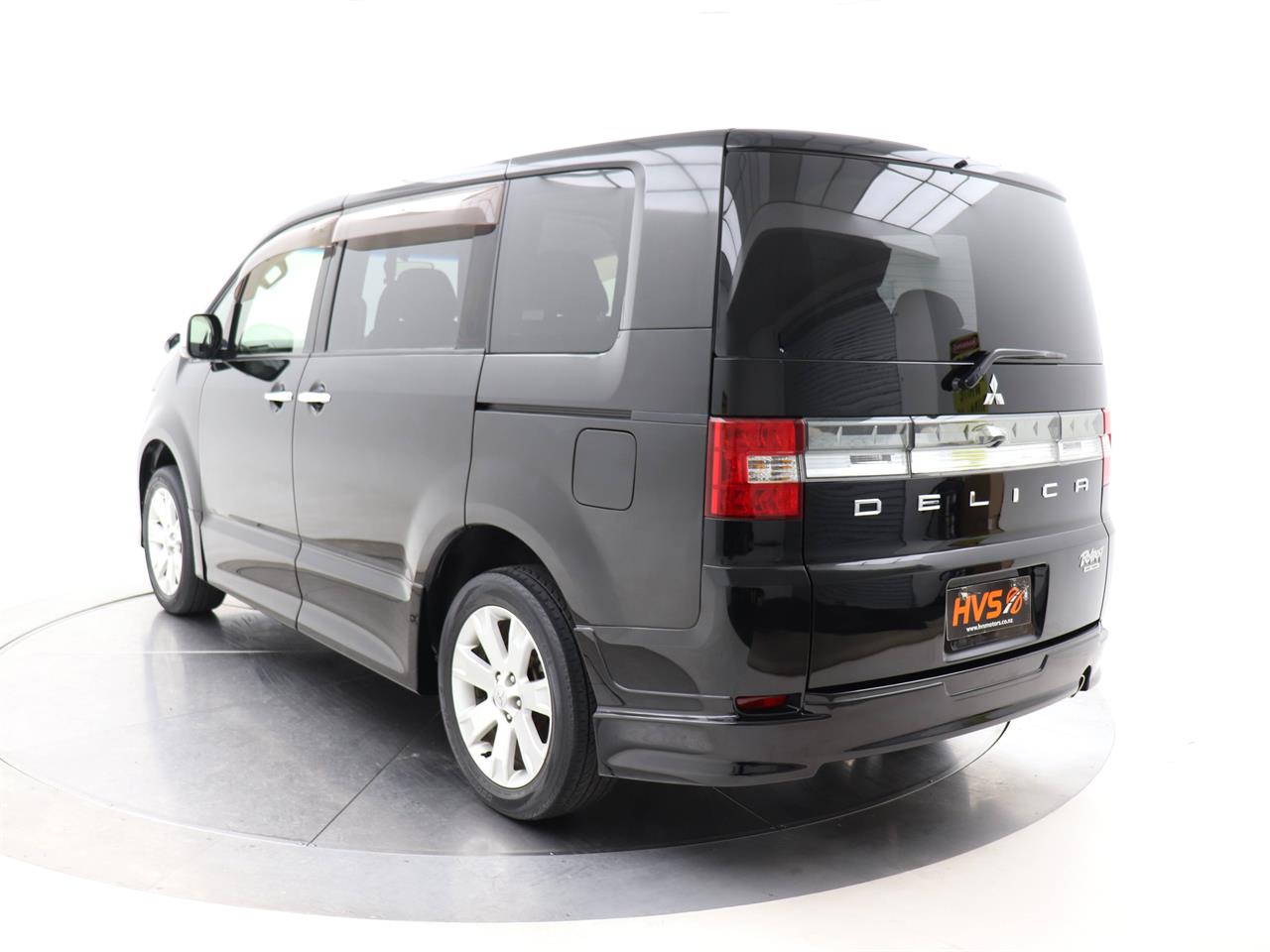 2015 Mitsubishi Delica