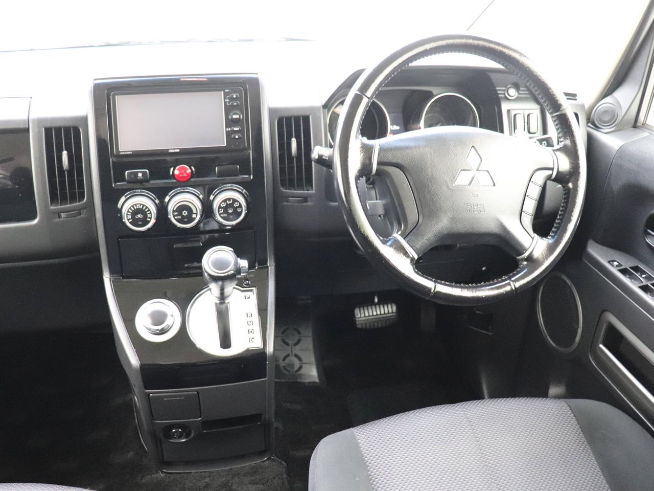 2015 Mitsubishi Delica