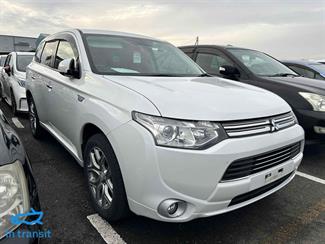 2013 Mitsubishi Outlander - Thumbnail