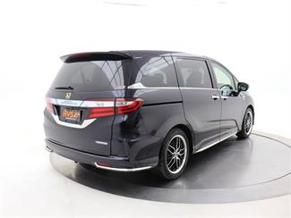 2017 Honda Odyssey - Thumbnail