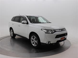 2012 Mitsubishi Outlander - Thumbnail