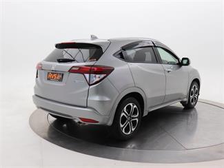 2014 Honda Vezel - Thumbnail