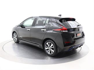 2020 Nissan Leaf - Thumbnail