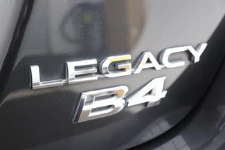 2017 Subaru Legacy - Thumbnail