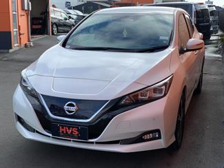 2018 Nissan Leaf - Thumbnail