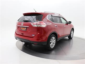 2015 Nissan X-Trail - Thumbnail