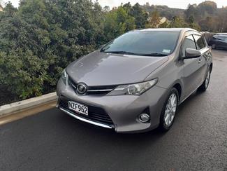 2013 Toyota Auris - Thumbnail