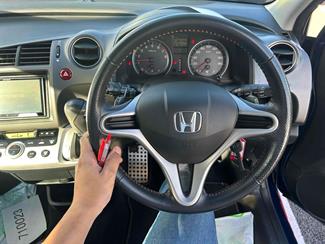 2012 Honda Stream - Thumbnail