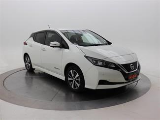 2019 Nissan Leaf - Thumbnail